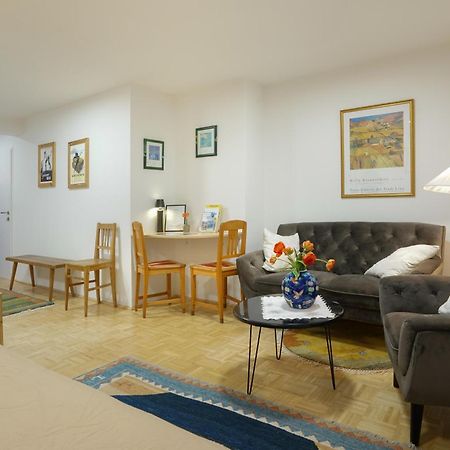 Homely Apartment In The Center With Garden View Gmunden Exterior foto